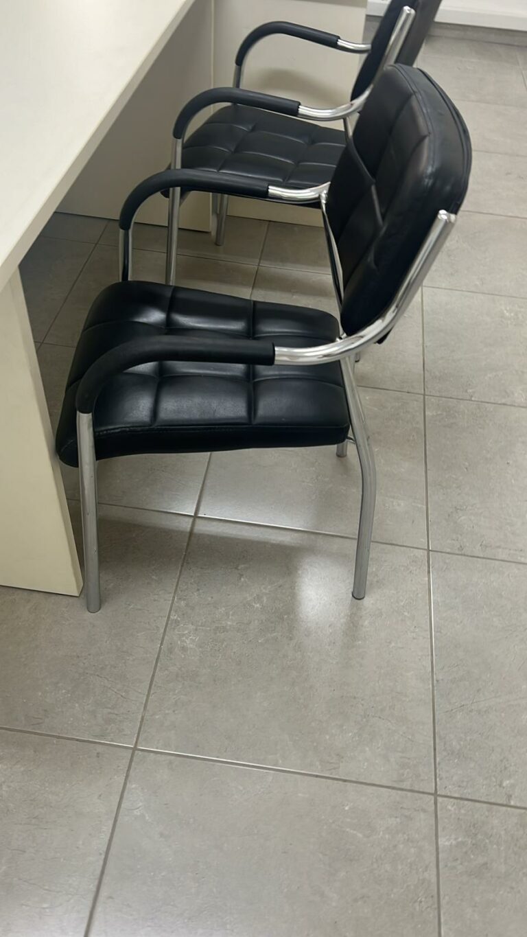 כסא אירוח ופינת המתנה קאן משה photo review