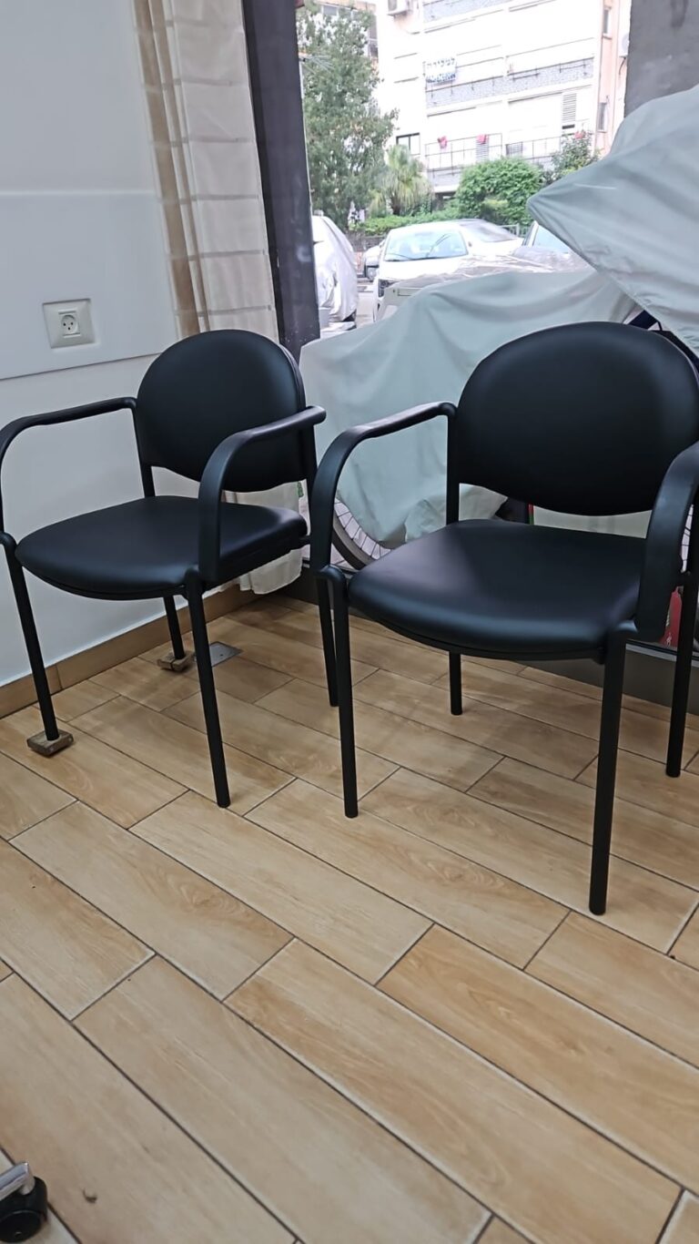 כסא המתנה ואירוח טופ לסטר איטלקי עם ידיות photo review