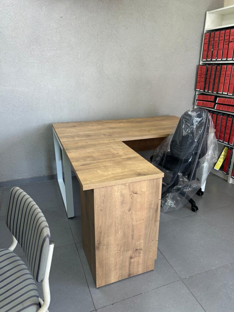 שולחן פינתי עץ טבעי ולבן מערכת שולחן ושלוחה טוטנהאם photo review