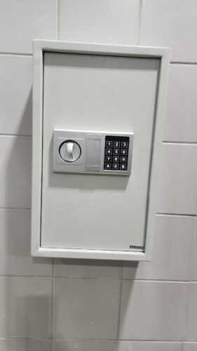 כספת למפתחות דיגיטלית KEY100 ל-100 מפתחות - ארון מפתחות מחוזק ומאובטח photo review