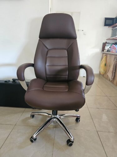 כסא מנהלים לכבדי משקל ריינג'רס חום - חזק ורחב עד 150 ק"ג, מגיע מורכב photo review